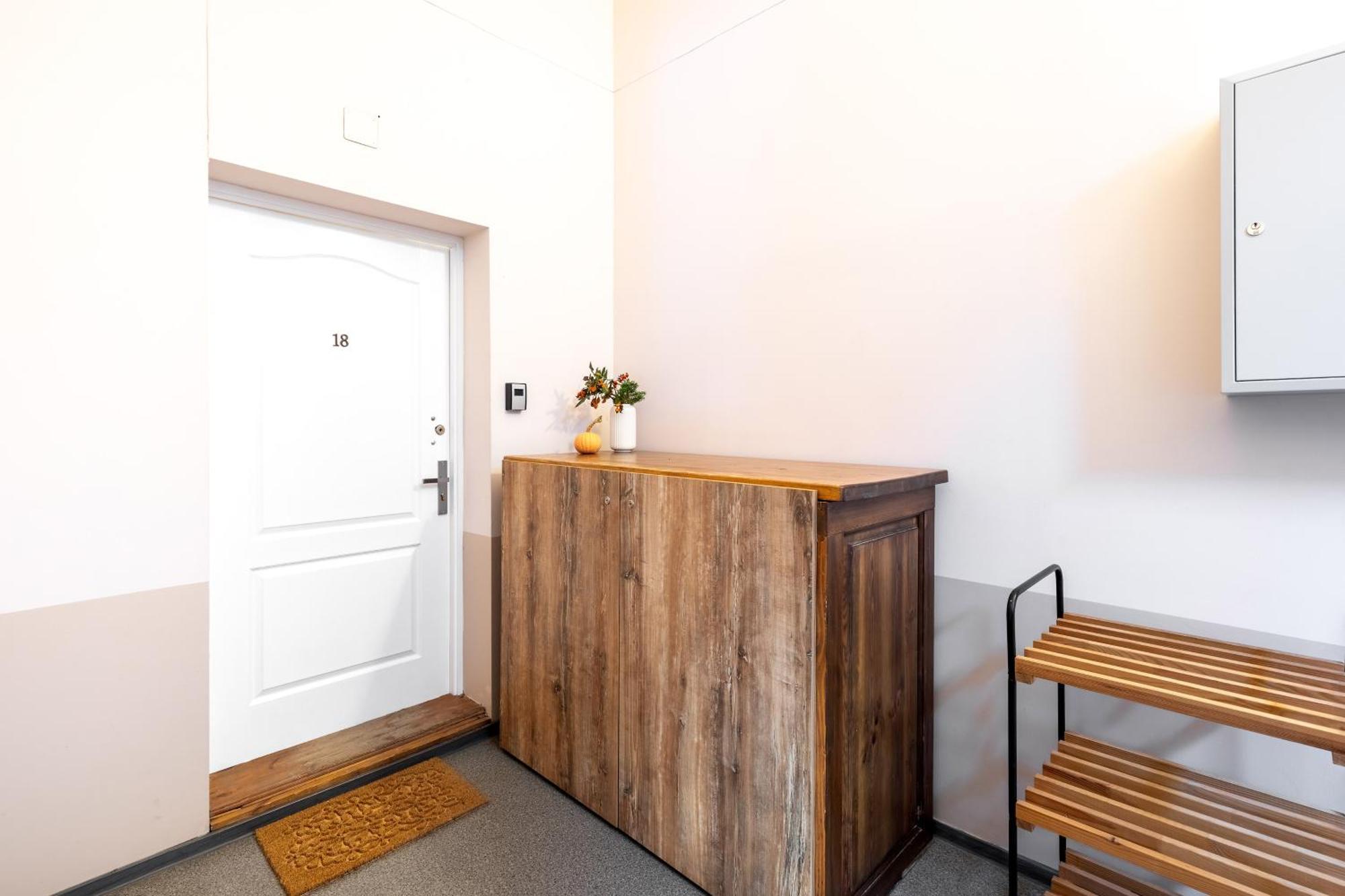 Apartment With Entresol Old Town Красков Екстериор снимка