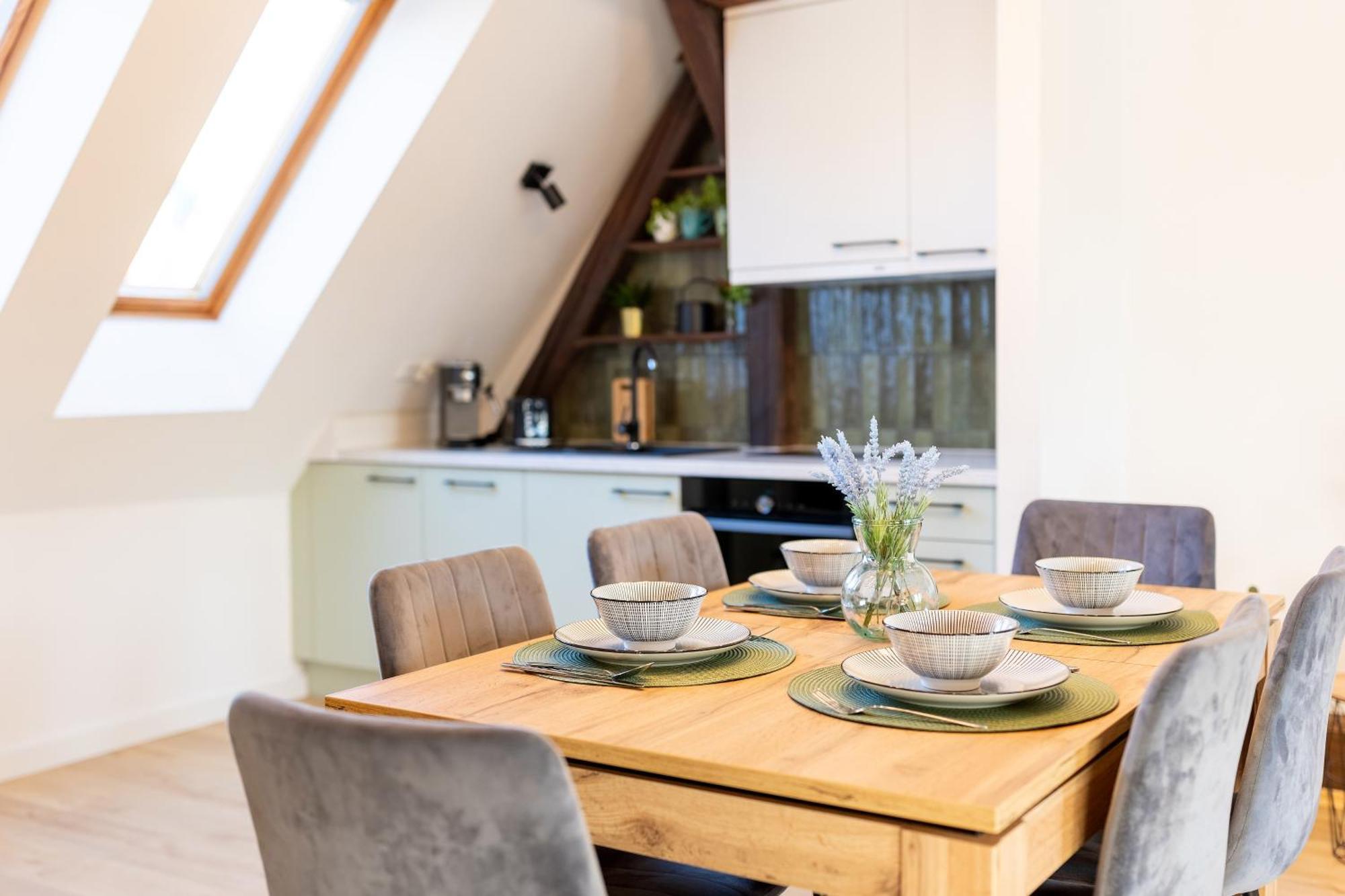 Apartment With Entresol Old Town Красков Екстериор снимка