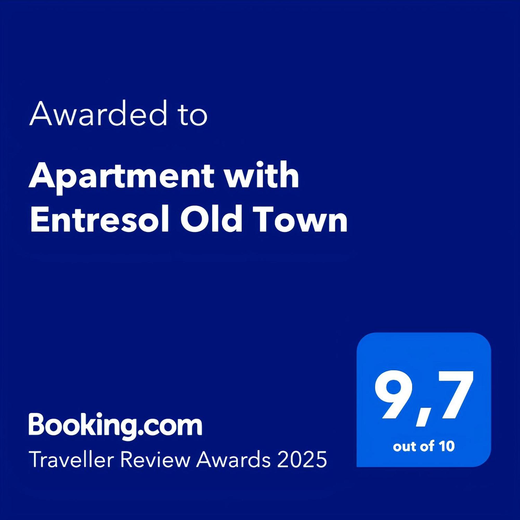 Apartment With Entresol Old Town Красков Екстериор снимка